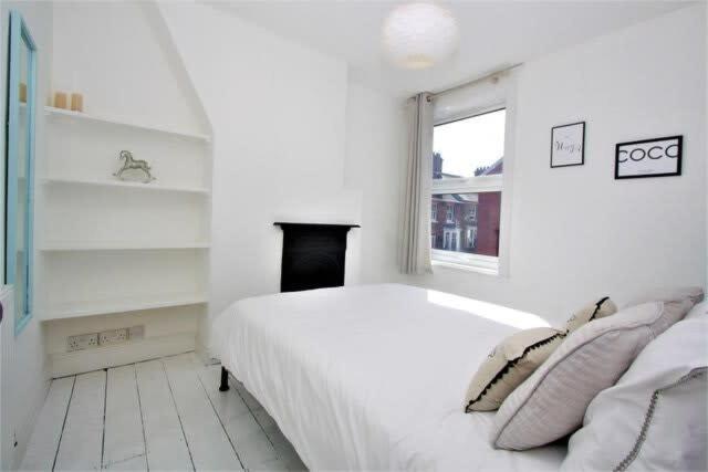 Cosy 2 Bedroom Victorian Townhouse In The Town Centre Bury St. Edmunds Exterior foto